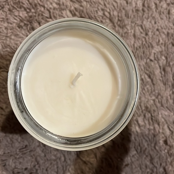 Brand New Barr-Co. Barr Co Sweet Oatmeal Original Large Tumbler Candle 20 oz - Picture 4 of 4